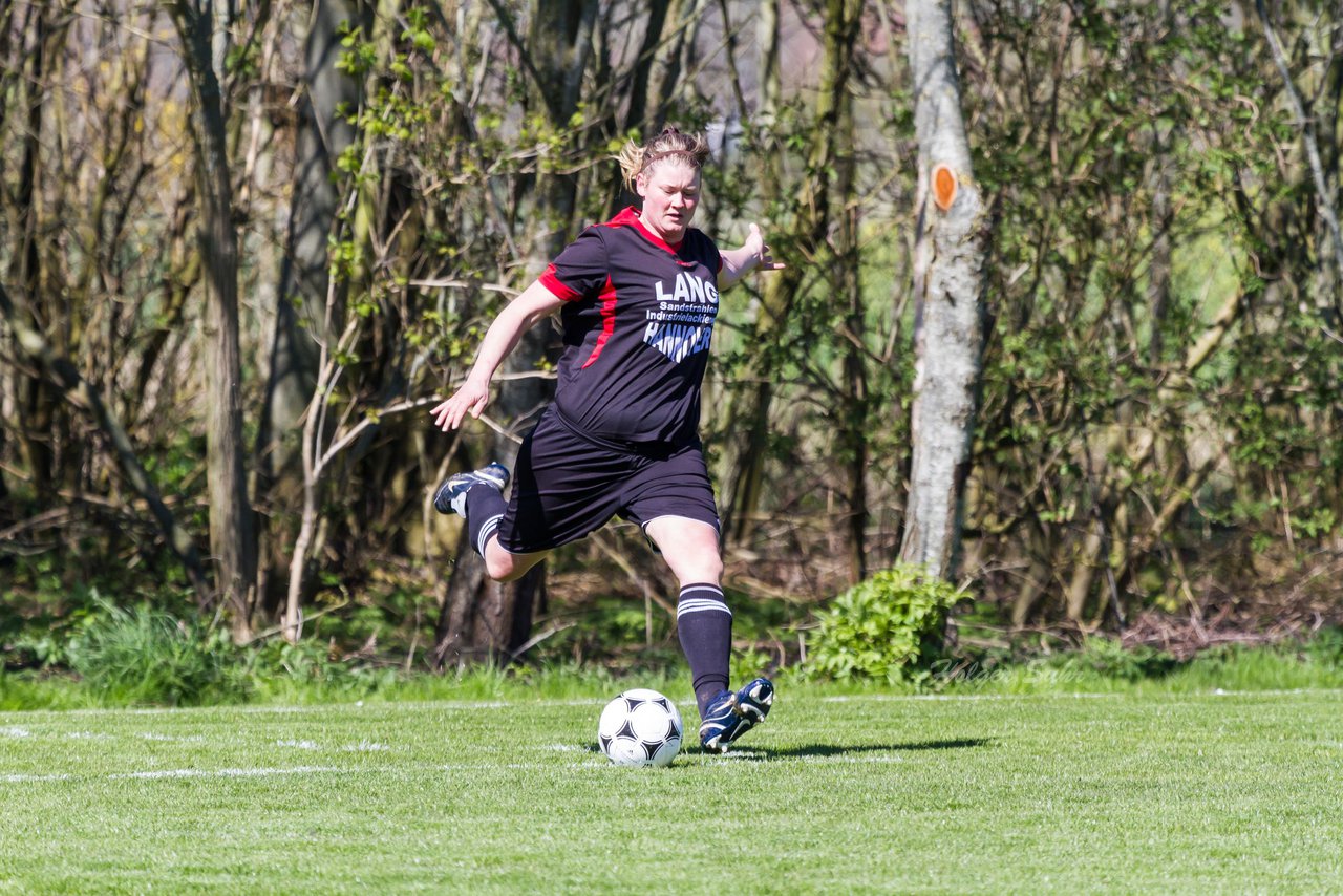 Bild 125 - Frauen SV Frisia 03 Risum Lindholm - Heider SV : Ergebnis: 8:0